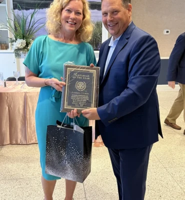 Andrea Ulmer Rotarian of the Year in 2023.